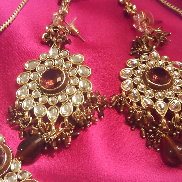 Kundan bridal set in dark brown and gold - Picture 3 of 3